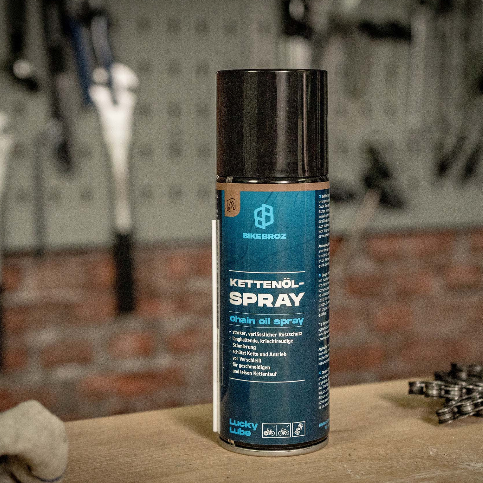 Kettenöl-spray in Dose von BikeBroz.